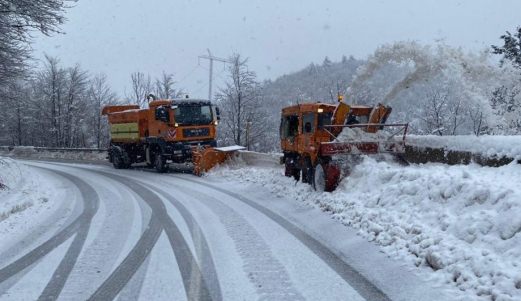 29 mln euro per kontratat e mirembajtjes: Por gjendja e rrugeve perkeqesohet